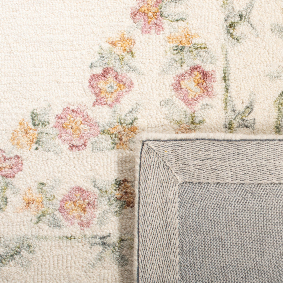 Safavieh Couture Aubusson Collection AUB102 Rug, Ivory/Pink, 2'3"x6'