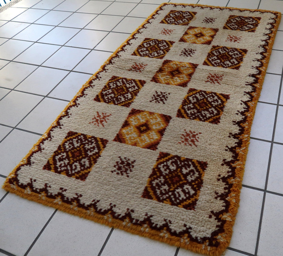 Vintage French Savonnerie Rug 2.5'x4.8', 77cmx146cm 1960s
