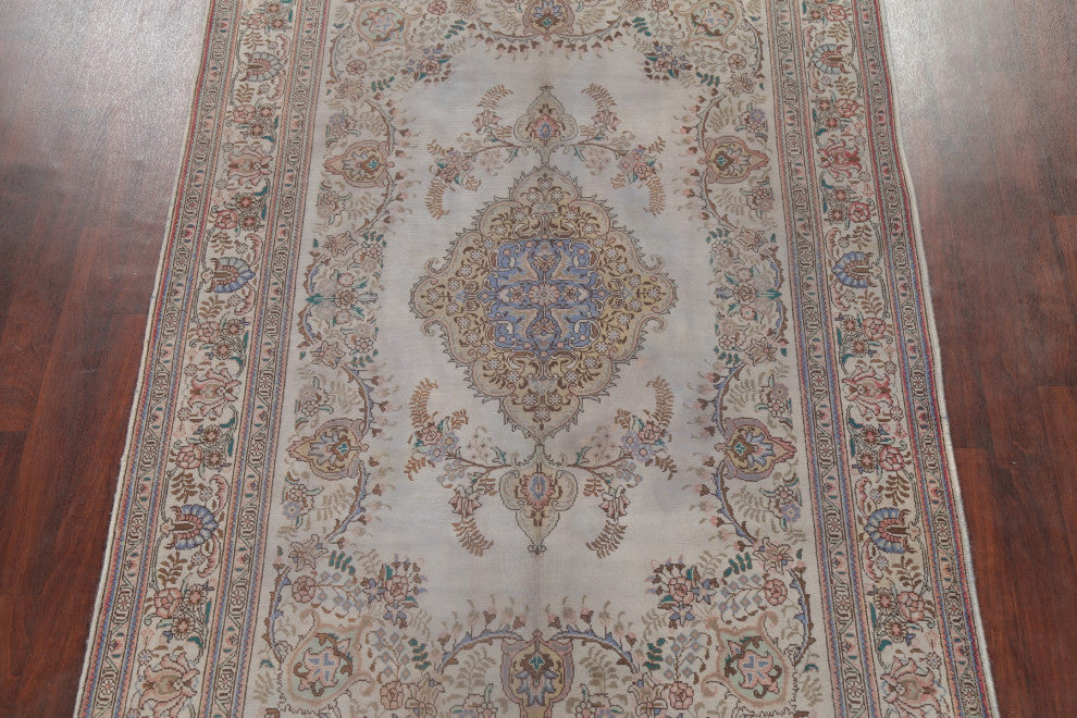 Consigned, Traditional Handmade Vintage Oriental Persian Faded Rug, Gray, 6x10