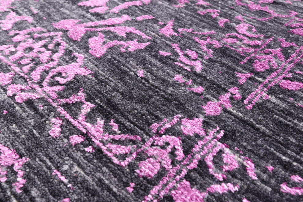 8' 0" X 10' 1" Persian Handmade Wool and Silk Rug Q6080