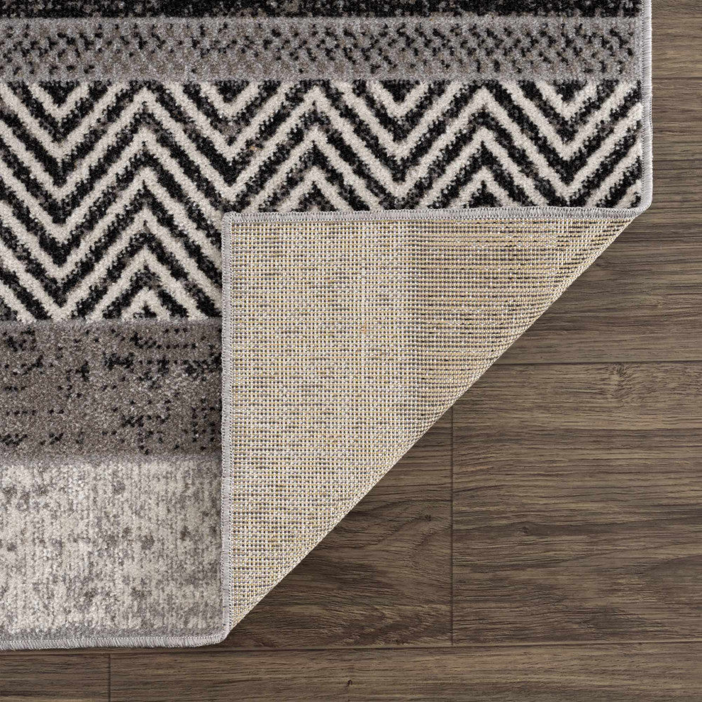 Hauteloom Middlestown Washable Area Rug, 6'7"x9' Rectangle