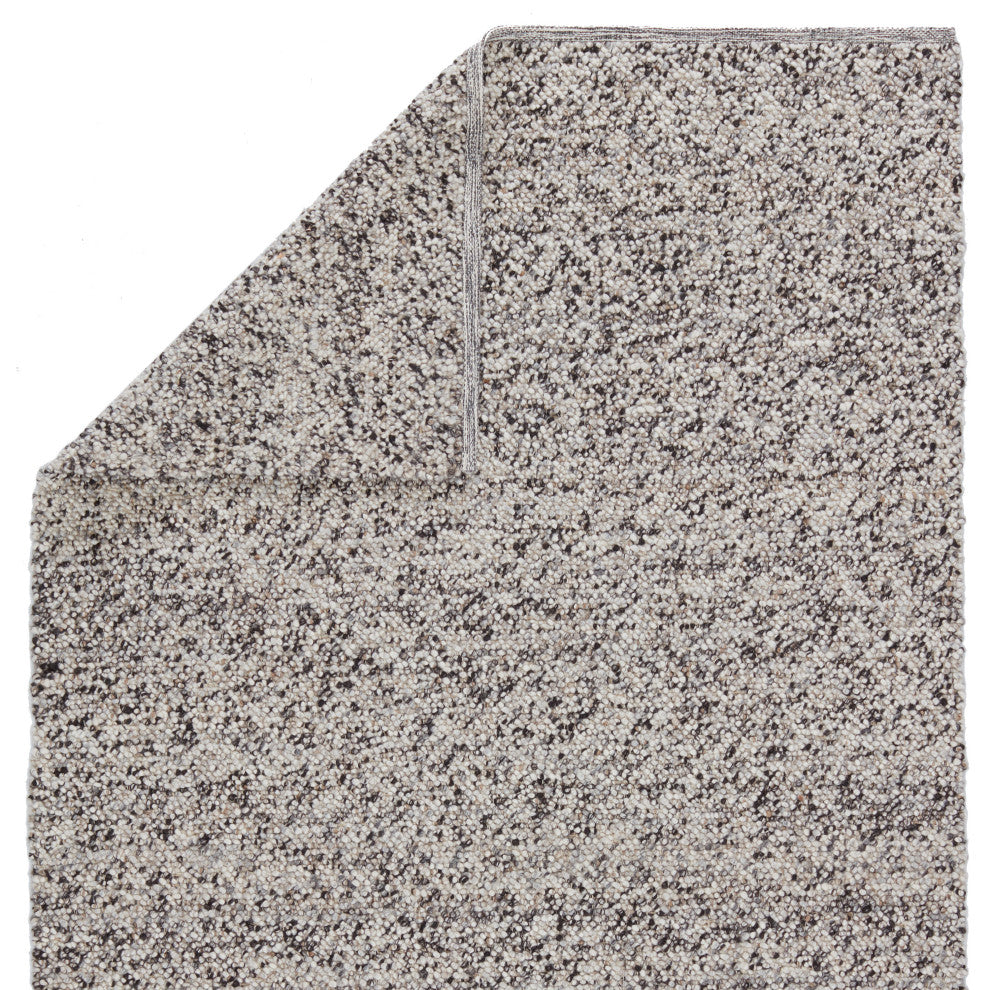 Hadren Handmade Solid Gray and Brown Area Rug, White and Black, 5'x8'