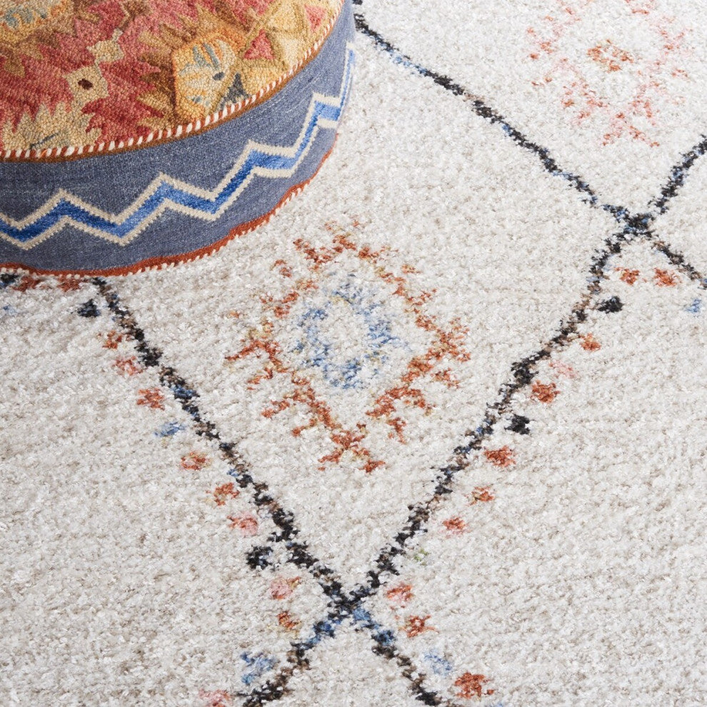Safavieh Chapel Collection CHP400A Rug, Ivory/Black, 2'2"x8'
