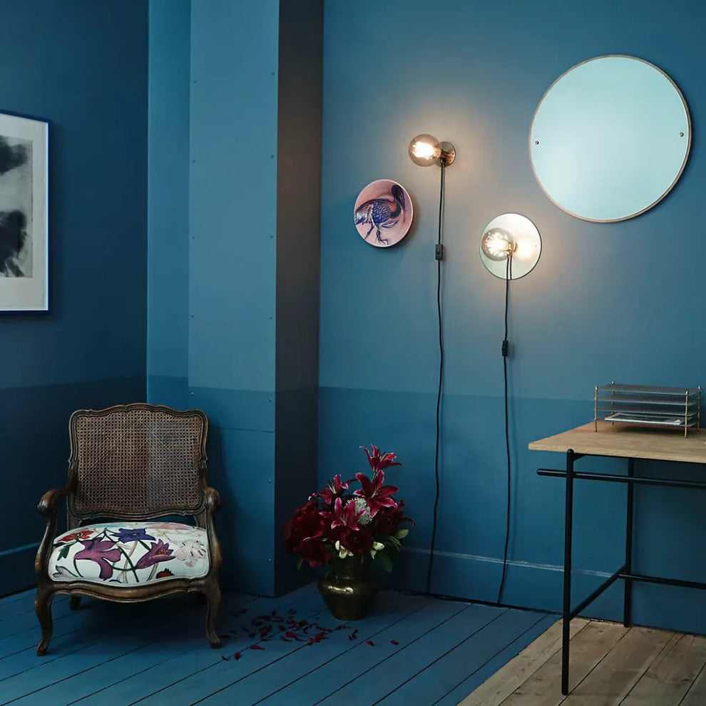 FRAMA E27 Wall Light | Medium (Ã¸25 cm)