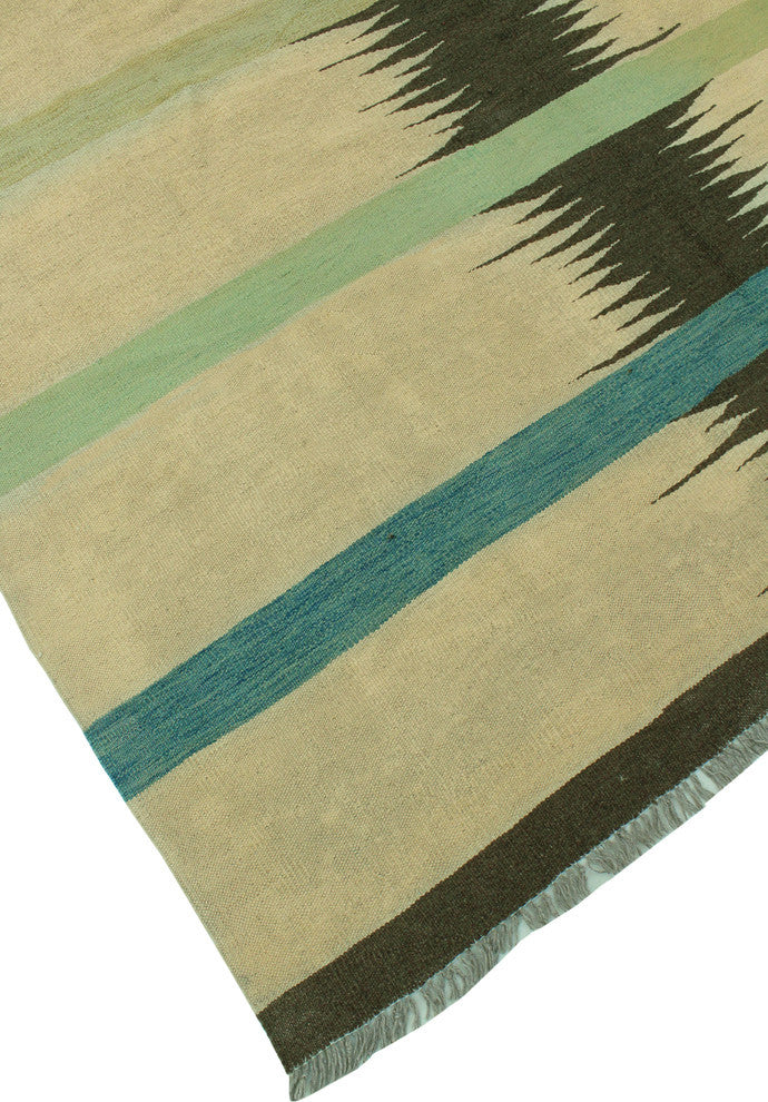 Winchester Kilim Haqq Ivory Rug, 6'4x9'8