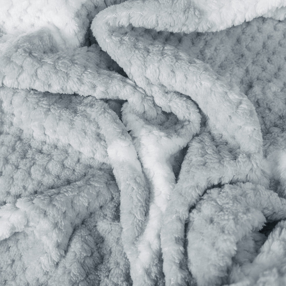 Star Flannel Travel Throw, Silver, 50" X 70"