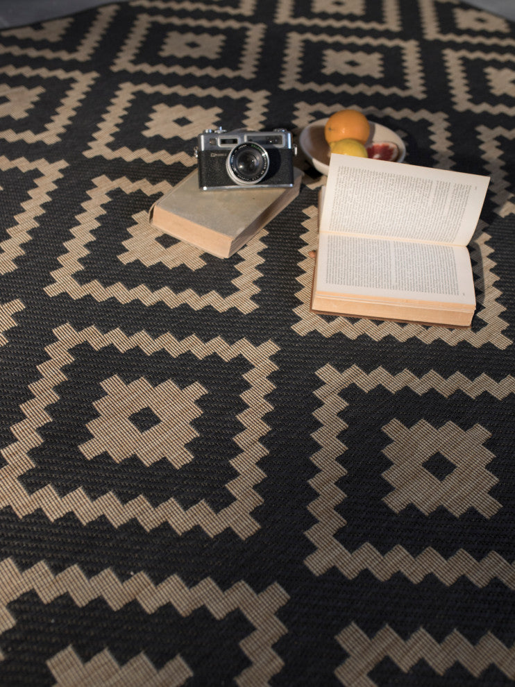 Outdoor Collection Accent Diamond Rug - Moroccan Rug, Charcoal, 7'10"x10'