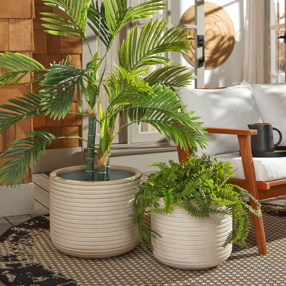 Safavieh Indoor-Outdoor Nardo Planter Pot, Set of 2, Beige