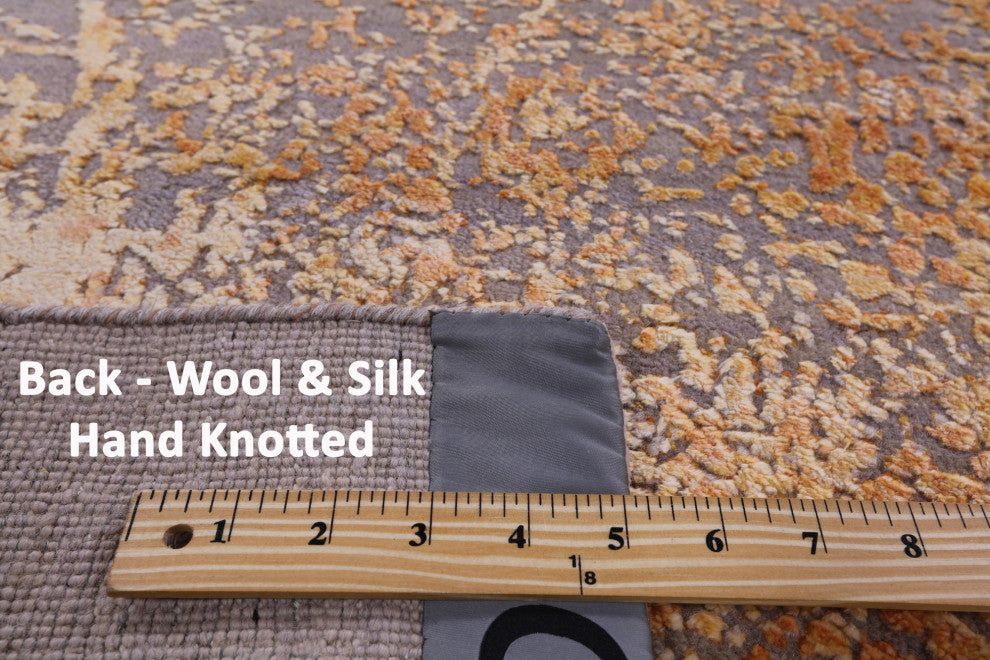 5' 7" X 8' 3" Modern Handmade Wool and Silk Rug Q7140