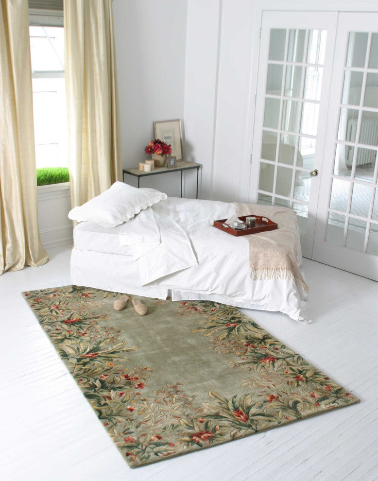HomeRoots 4'x6' Sage Green Hand Tufted Bordered Floral Indoor Area Rug