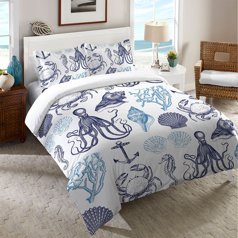 Laural Home Navy Coastal Creatures King Duvet Cover
