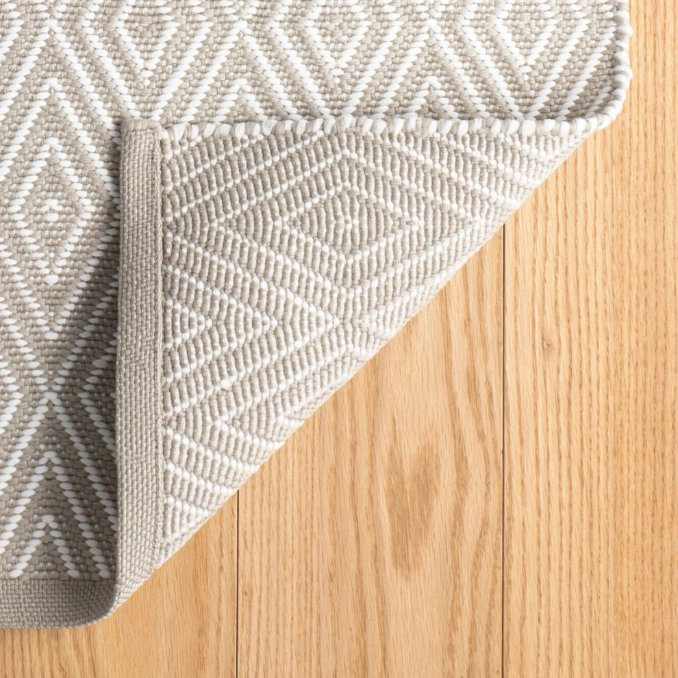 Dash & Albert Diamond Platinum/White Indoor/Outdoor Rug, White, 8' x 10'