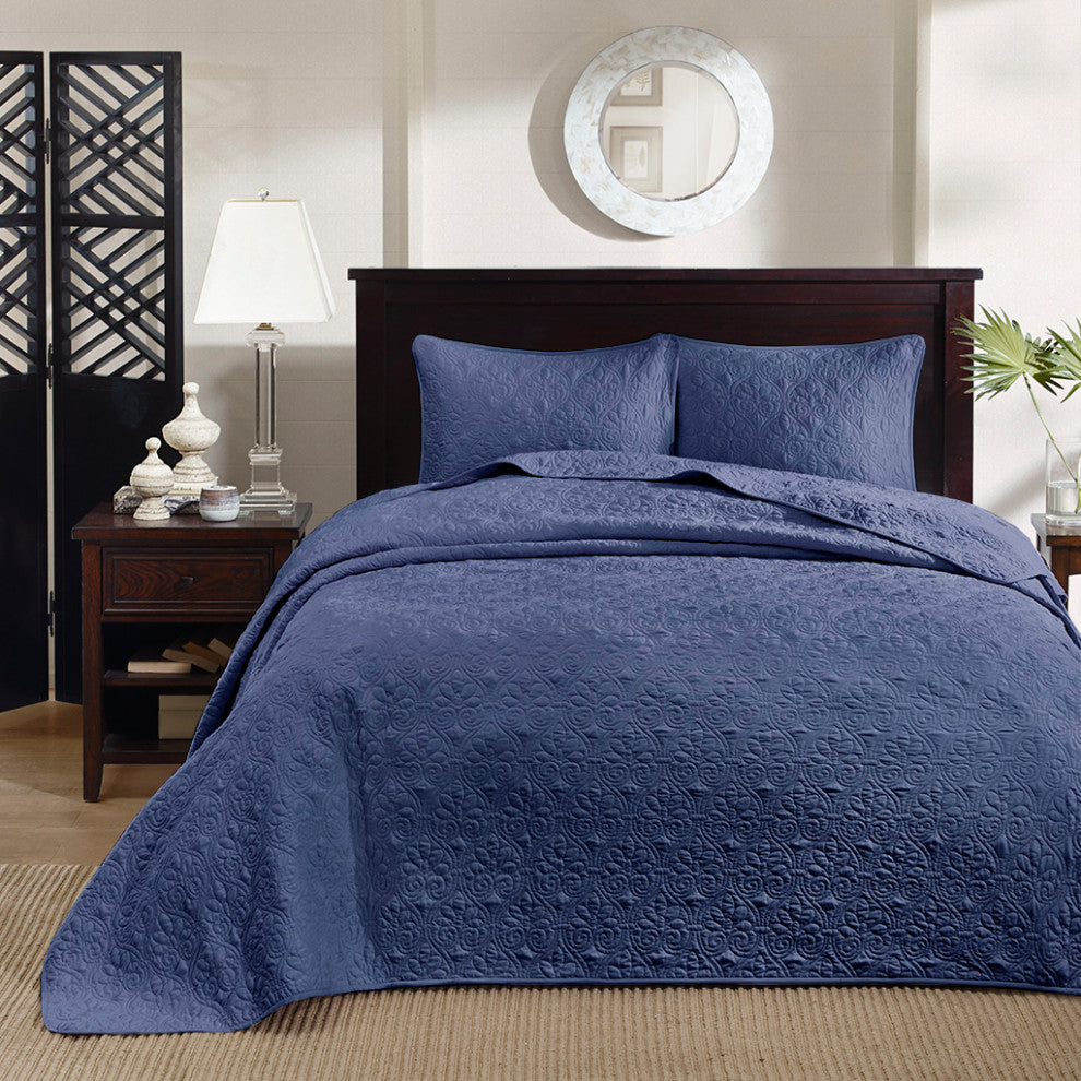 Madison Park Quebec Reversible Bedspread Set, Navy