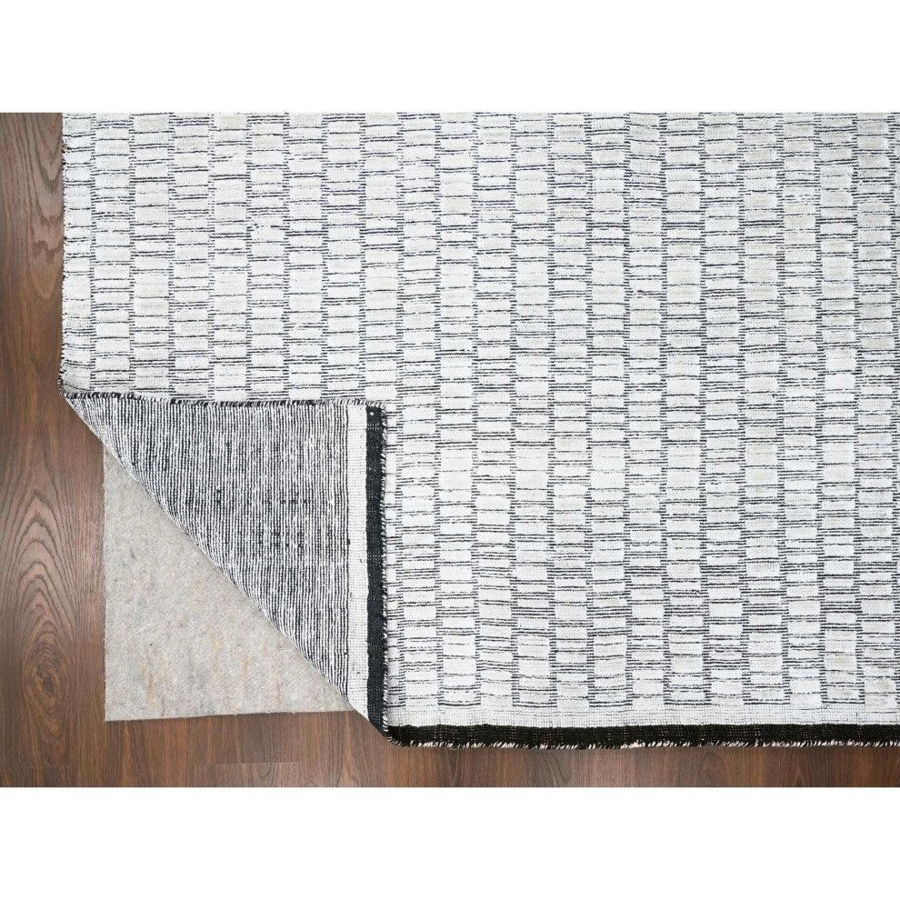 Pearl White Modern Roman Tile Design Hand Loomed Oriental Rug, 9'x11'9"