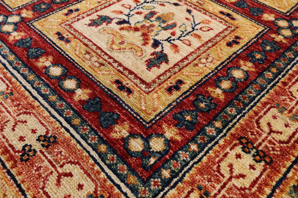 5' 8" X 7' 8" Garden Design Persian Handmade Wool Rug Q10664