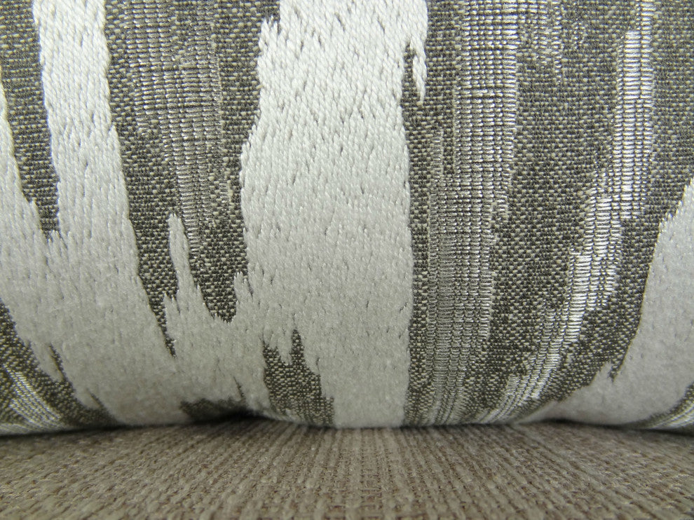 Plutus Glacier Handmade Throw Pillow, 24"x24"