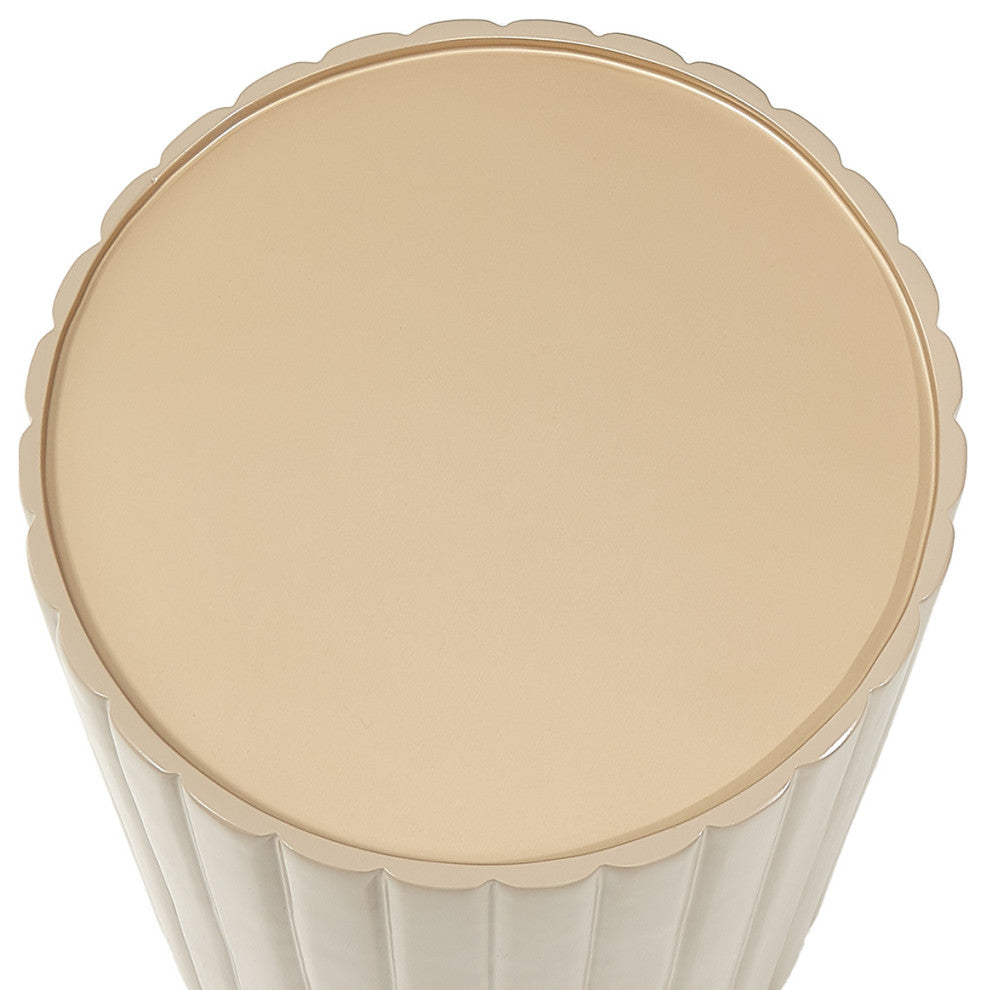 Malibu Crest Round Chairside Table - Chardonnay