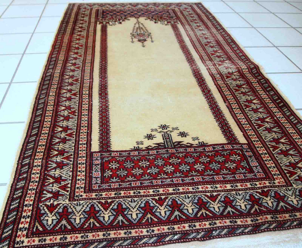 Handmade Vintage prayer Pakistani Lahore Rug, 2.5'x4.6', 77cmx140cm 1960s