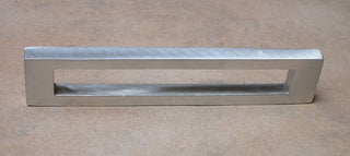 Elongated Rectangle Pull, Shiny