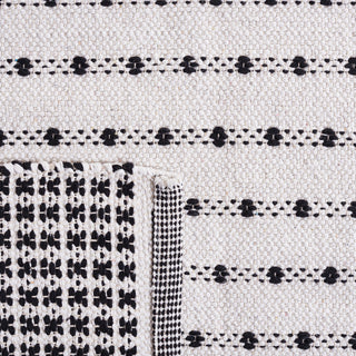 Safavieh Montauk Collection MTK714Z Rug, Black/Ivory, 4' x 6'