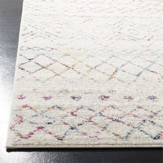 Safavieh Madison 6'7" x 9'2" Rug in Ivory and Fuchsia
