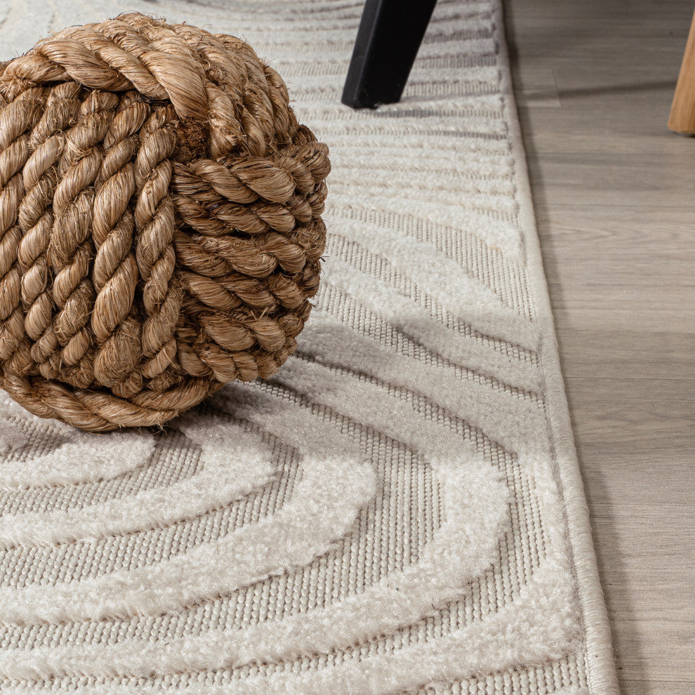 High-Low Groovy Striped Cream/Ivory 5 ft x 8 ft Indoor/Outdoor Area Rug