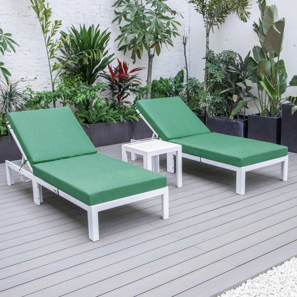 LeisureMod Chelsea Chaise Lounge Chair With Side Table, Green