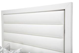 State St. Queen Tufted Panel Bed - Off White