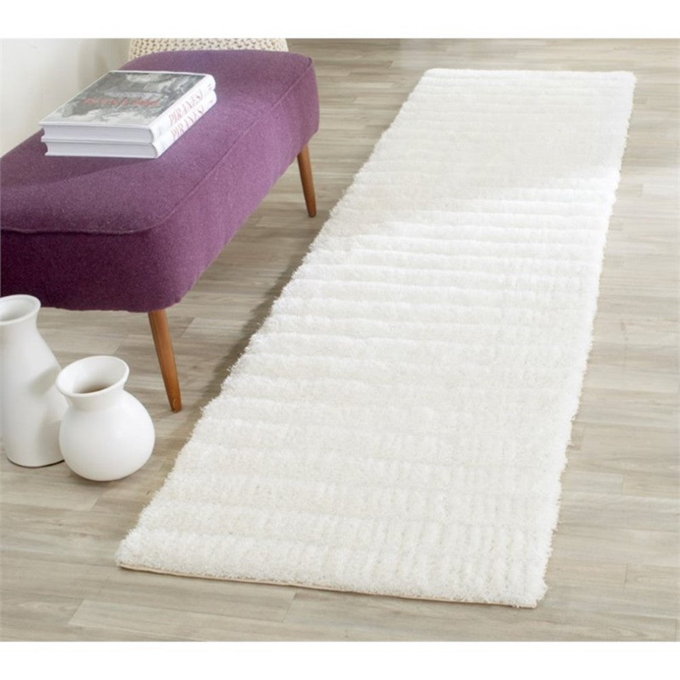 Safavieh 3D Shag 6' Round Hand Tufted Rug in Pearl