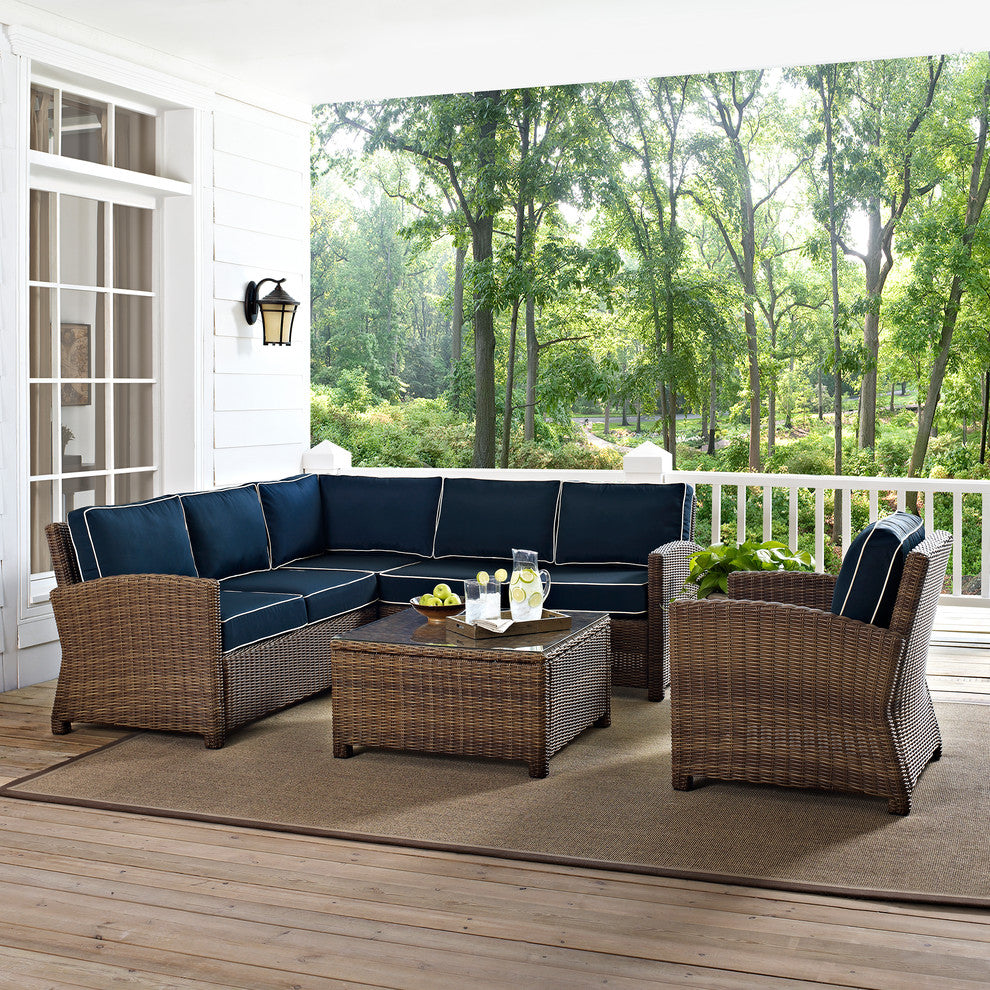 Bradenton 5-Piece Outdoor Wicker Seating Set With Navy Cushions