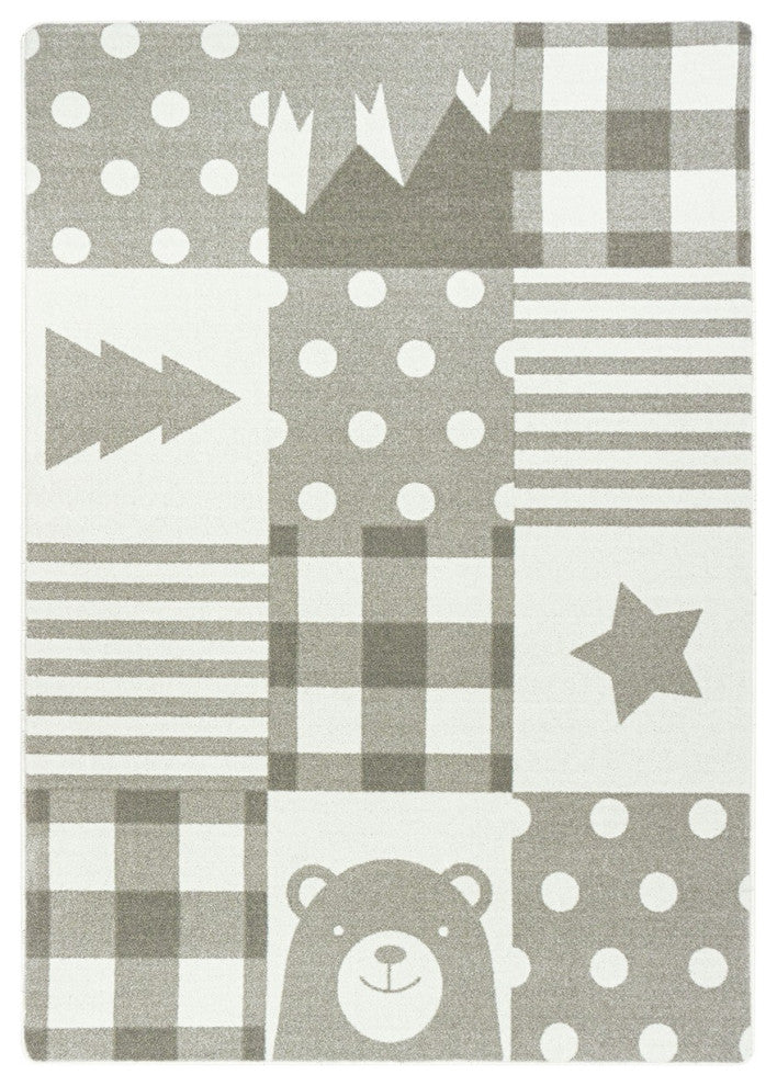 Patchwork Boy 3'10" x 5'4" area rug in color Linen