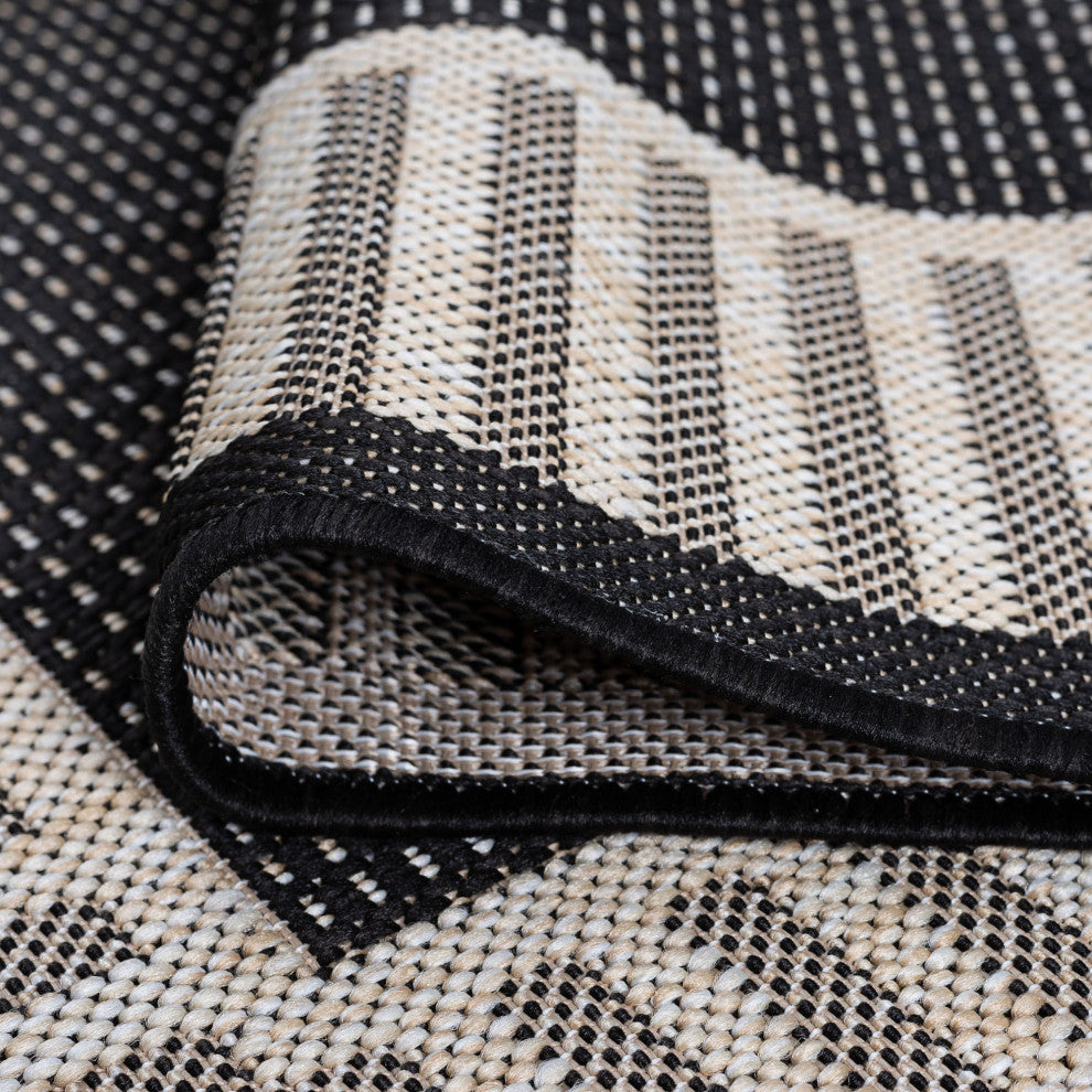 Elgin Transitional Striped Border Black/Cream Indoor/Outdoor Runner Rug, 2'x7'