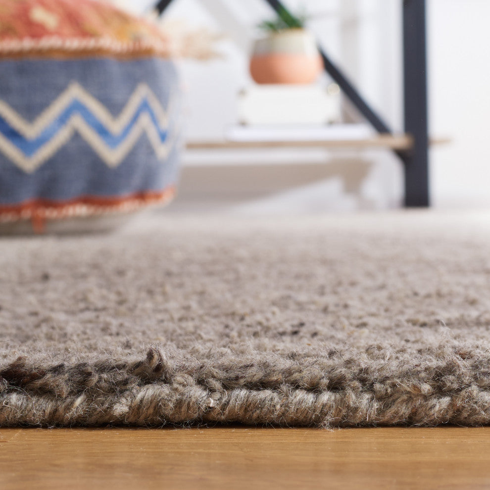 Safavieh Metro Collection HIM413G Rug, Light Grey, 8'' X 10''