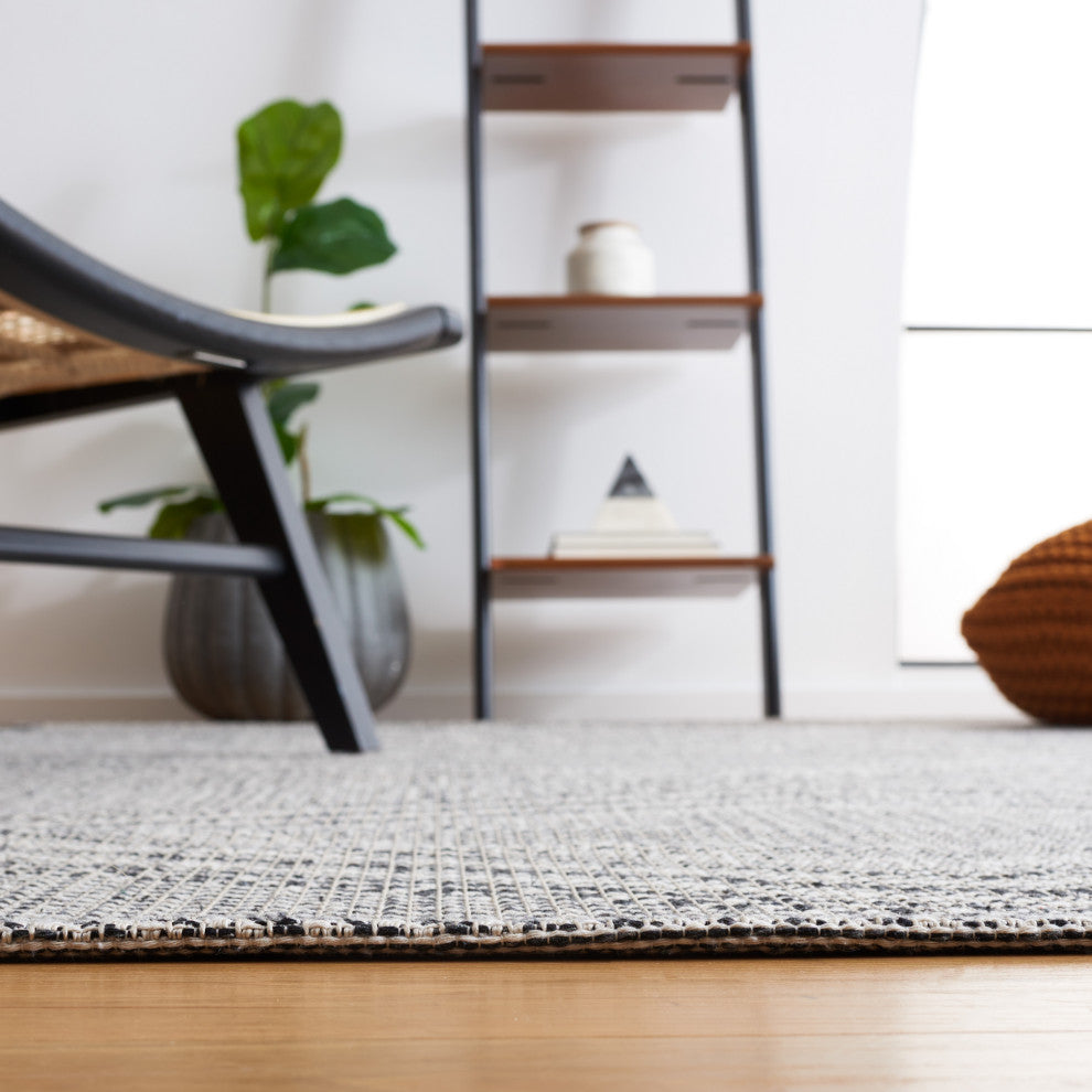 Safavieh Augustine Collection, AGT502 Rug