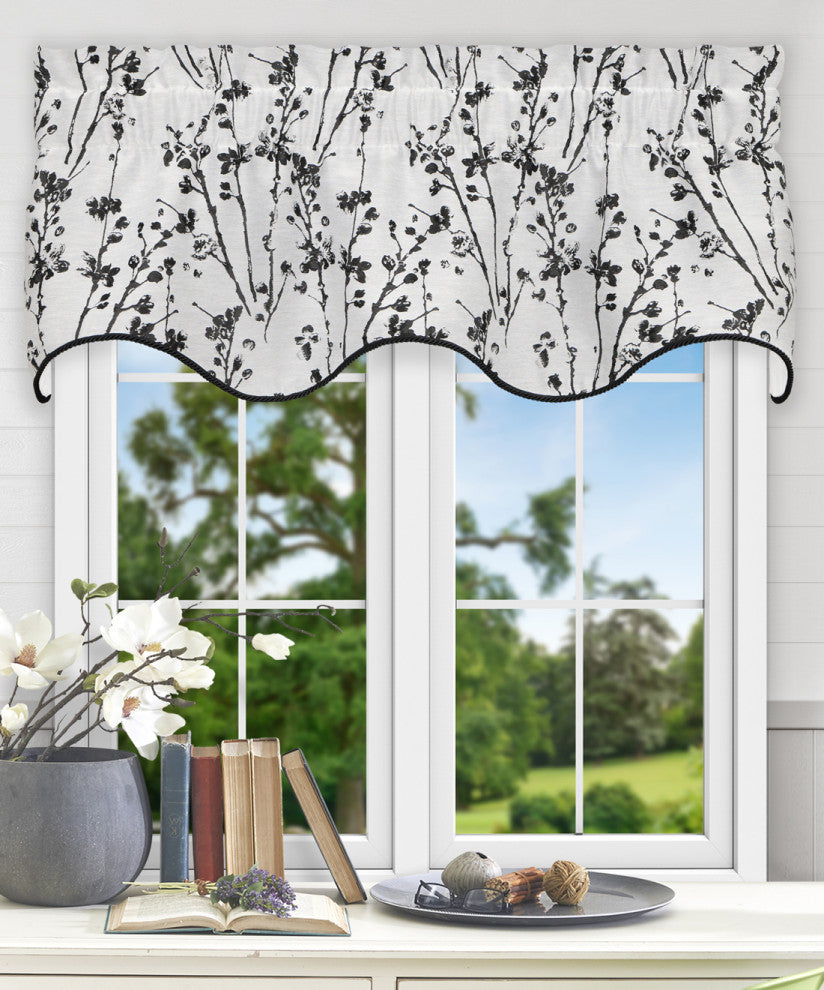 Meadow 50" x 15" Lined Scallop Valance, Chrome