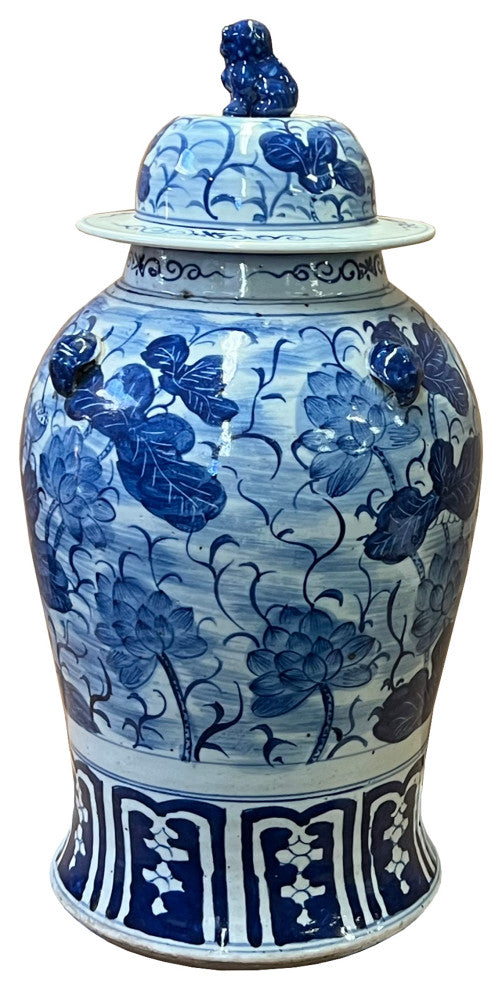 Chinese Blue and White Lotus Flower Porcelain Large Temple General Jar Hws2551