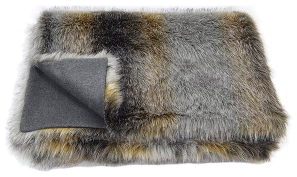 LUZIO Crystal Fox Vegan Faux Fur Rug 130x98.4