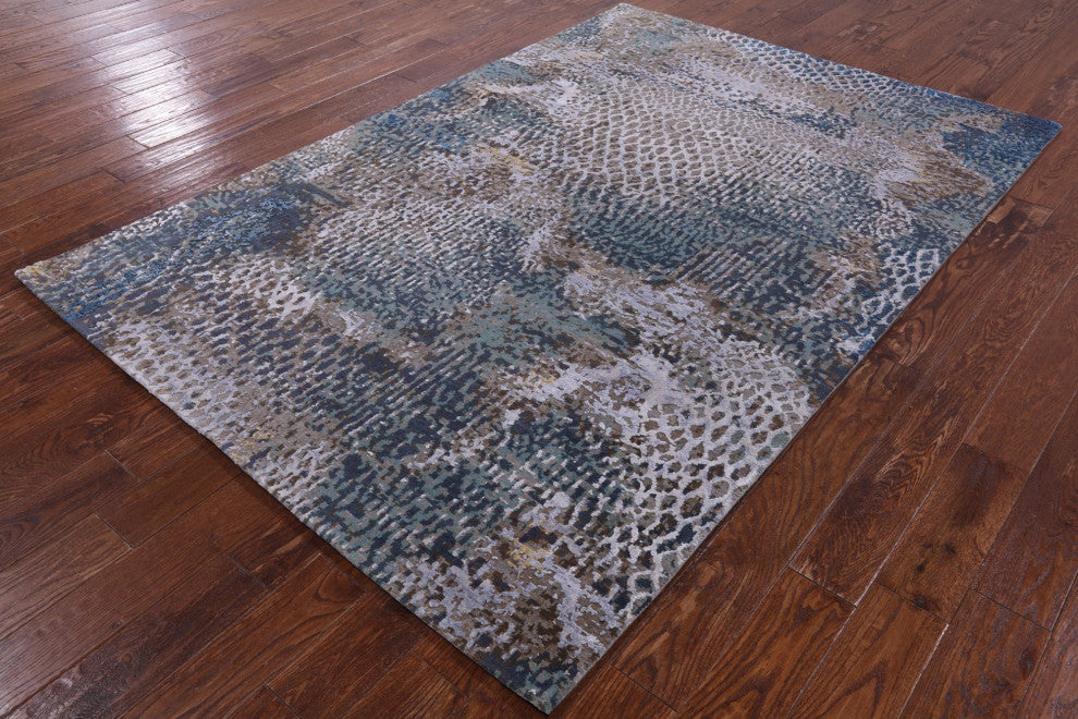 Modern Animal Print Design Handmade Wool and Silk Rug 5' 6" X 8' 3" Q8699