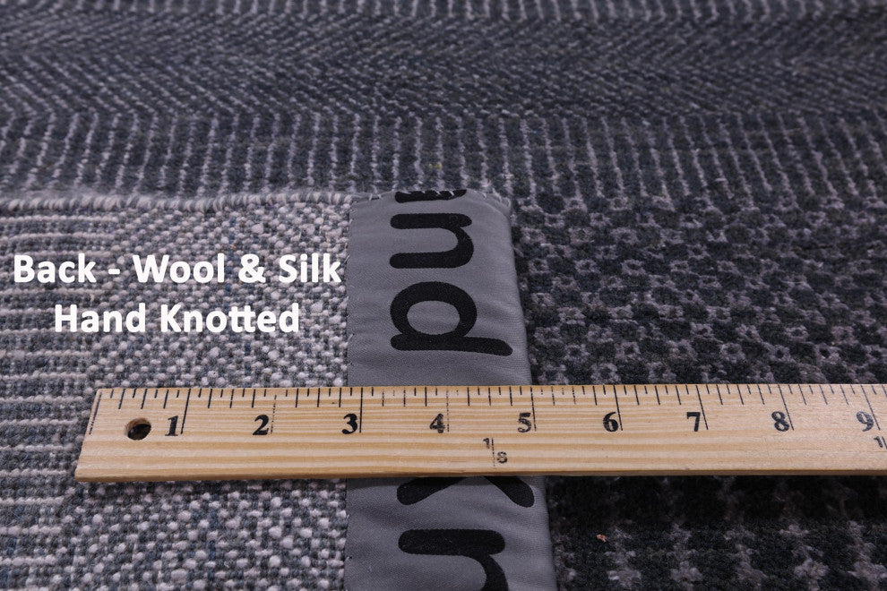 Wool and Silk Hand Knotted Savannah Grass Rug 4' 0" X 6' 1" Q11485