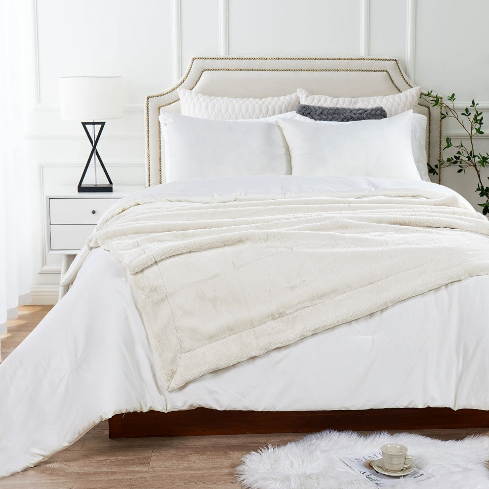 Fox Faux Fur Throw Blanket, Gardenia, 60''x80''