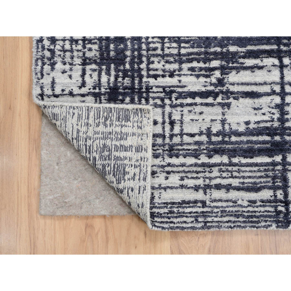 Black Hand Loomed Modern Erased Lines Design Wool and Silk Rug 7'10" x 10'0"