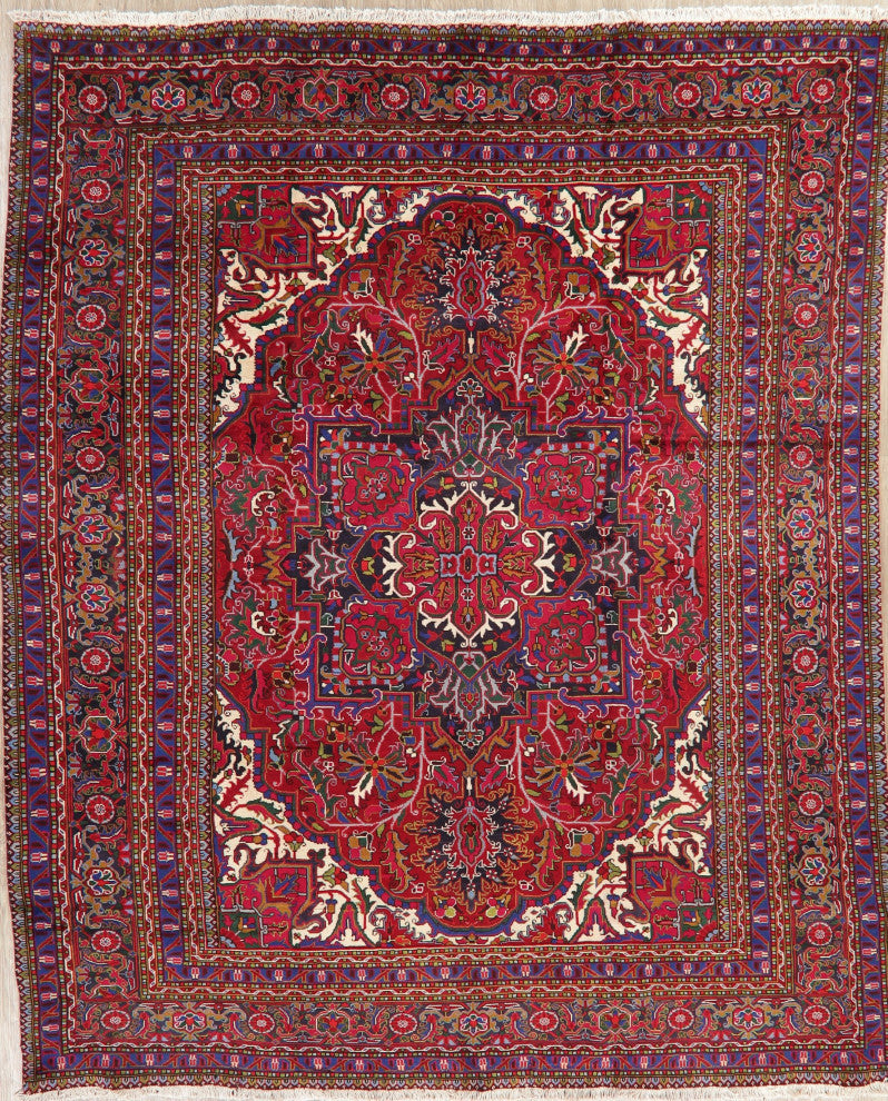 Consigned, Heriz Oriental Hand-Knotted Traditional Persian Area Rug, Red, 10x12