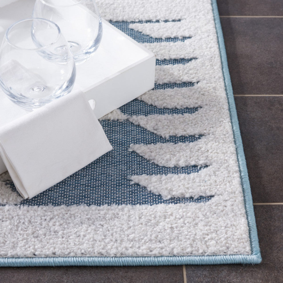 Safavieh Sarasota Collection SAR114 Indoor-Outdoor Rug
