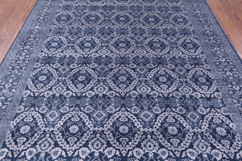 7' 11" X 10' 0" Wool and Silk Persian Handmade Rug Q11755