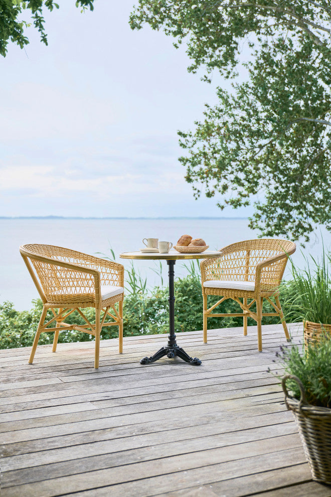 Emma Dining Chair With Cushion, Natural Finish, Snow White Upholstery