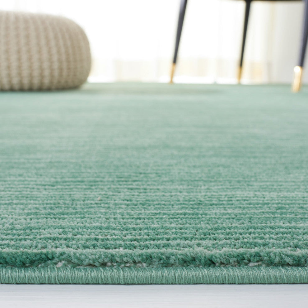 Safavieh Vision Vsn606X Solid Color Rug, Light Green, 6'7"x6'7" Round