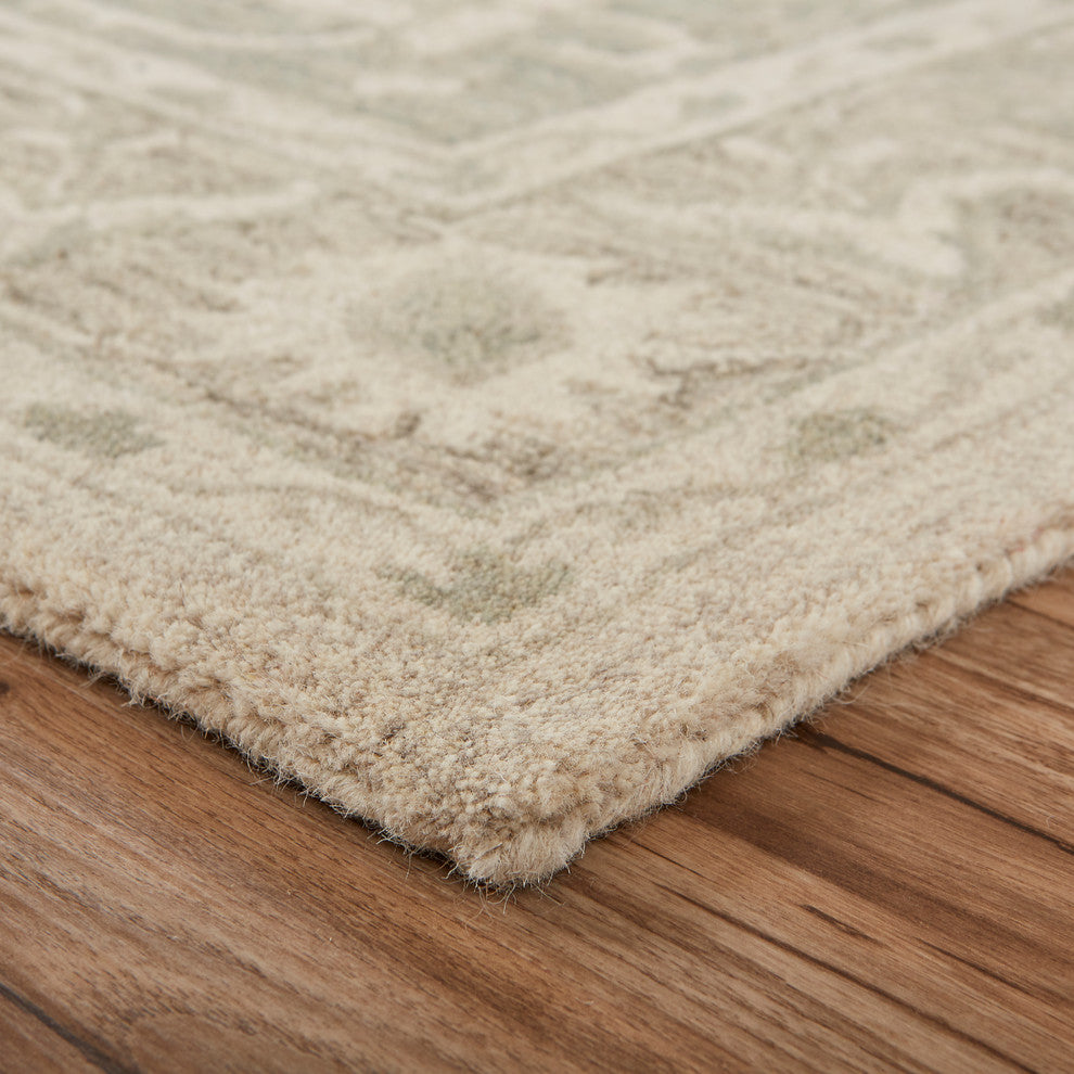 Sea Green Medallion Area Rug, 5'x8'