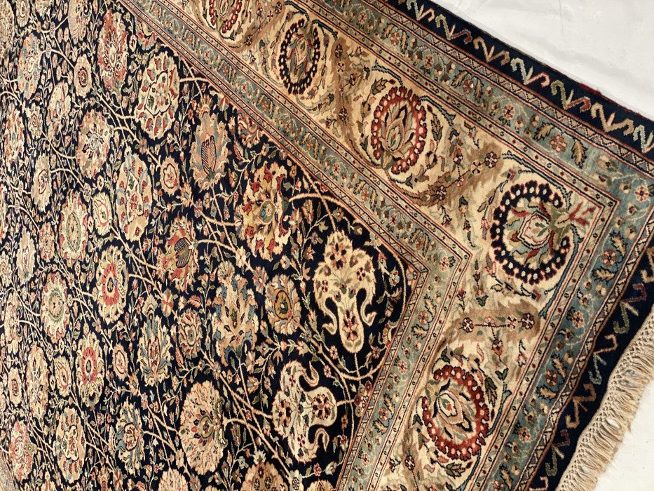 Black Color Fine Hand Knotted Agra Rug 9'1''x12'