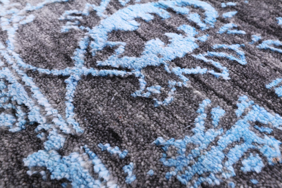 8' 1" X 10' 1" Persian Wool and Silk Hand-Knotted Rug Q11749