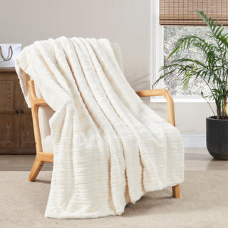 Leaf Pattern Faux Fur Throw, White, 50''x60''
